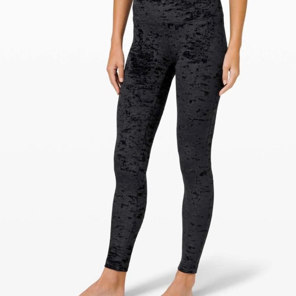 LULULEMON LEGGINGS!!